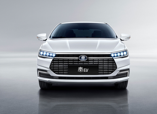 BYD की सबसे ज्यादा बिकने वाली शुद्ध इलेक्ट्रिक परिवार सेडान की अल्ट्रा लंबी वास्तविक रेंज 450 किमी है