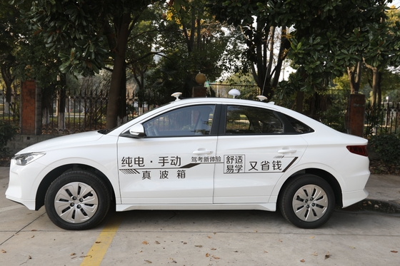 BYD शुद्ध इलेक्ट्रिक e3 परीक्षा विशेष वाहन 350KM की सीमा के साथ